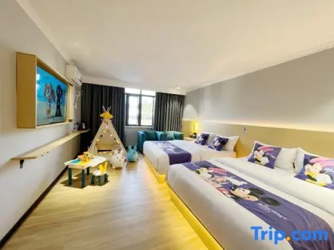 Standard Family room