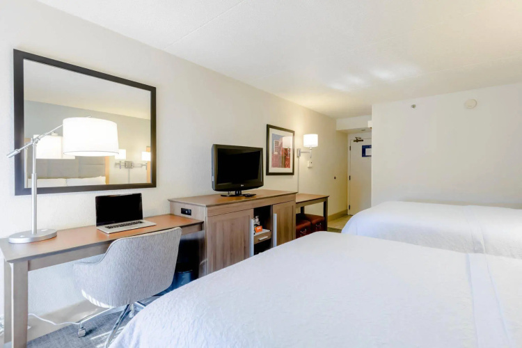 Hampton Inn St. Charles St. Peters