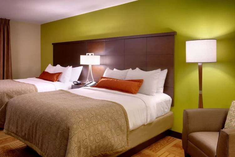 1 Bedroom Suite
