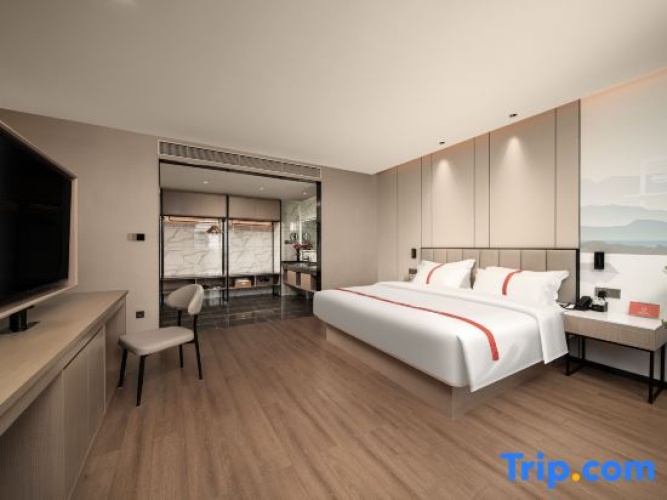 Suite with view