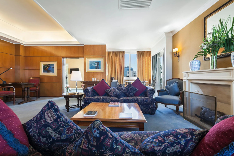 Claridge Hotel