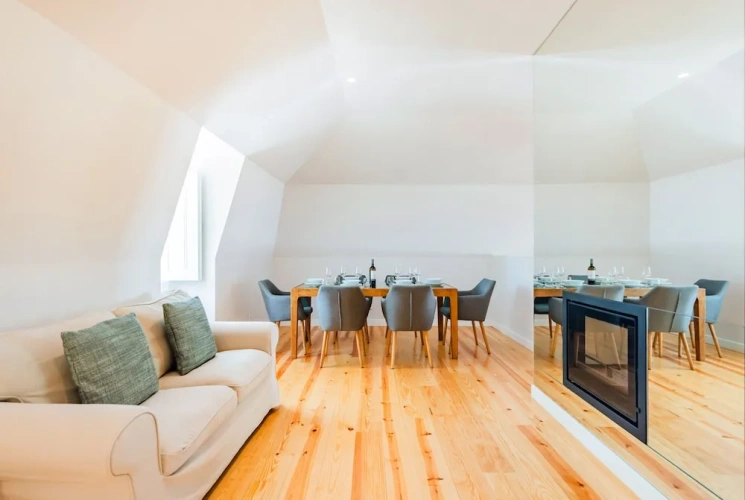 3 Bedrooms Deluxe Apartment