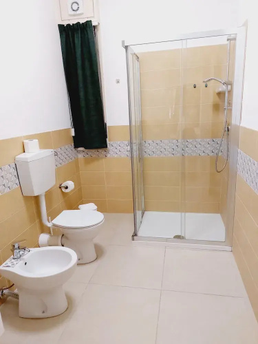 Un Passo Dal Porto