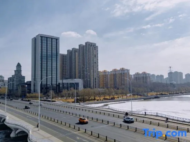 Changchun Yinlu Hotel