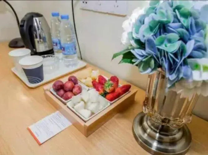 Home Inn (Luoding Dagang East Road)