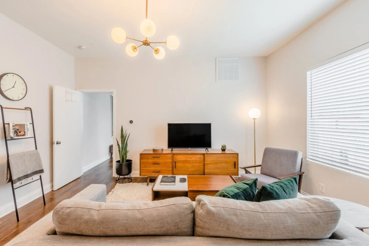 Abode Dallas - The Cedars Downtown