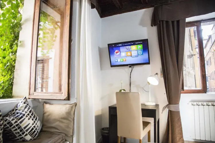 Do-Do Navona Suites