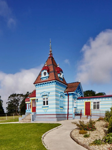 The Dolls House