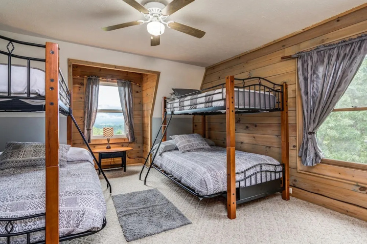 O Leary's Hideaway - 2 Br cabin