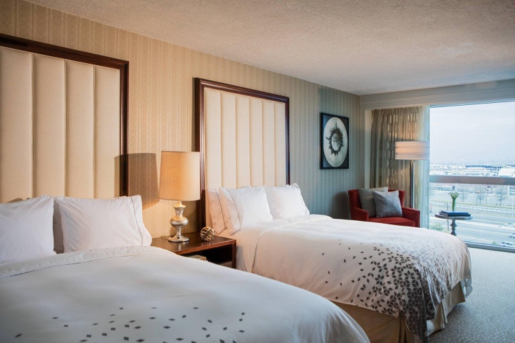 Standard Quadruple Club room