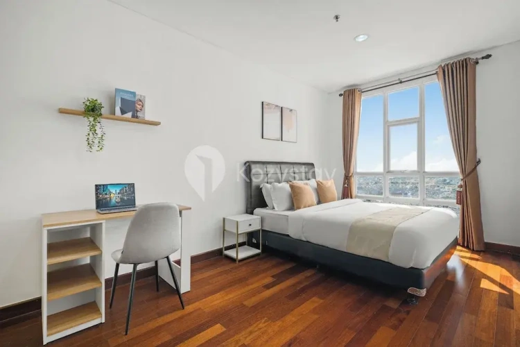 3 Bedrooms Apartment with balcony and with city view