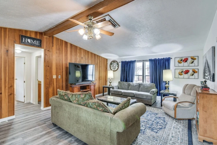3 Bedrooms Cottage