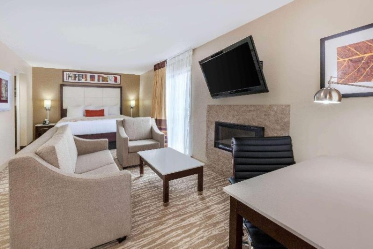 Double Suite