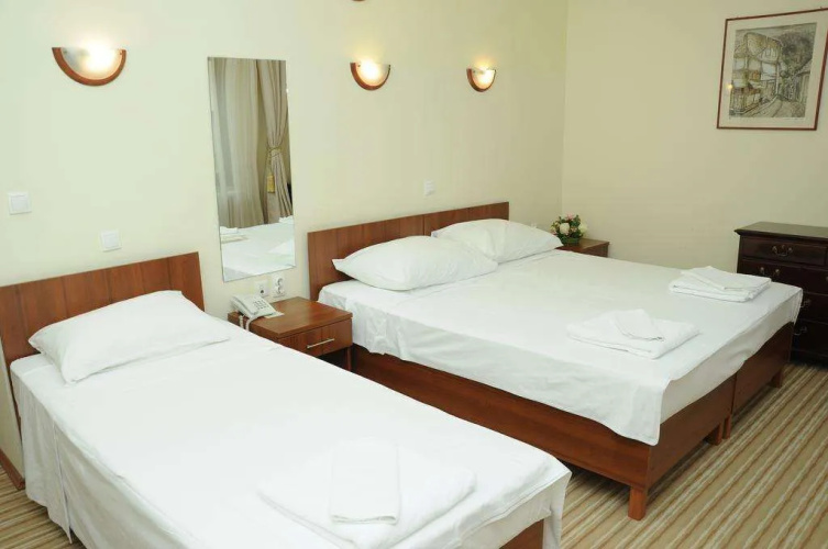 Epinal Hotel Shirok Sokak