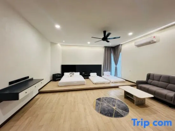 Standard Family room