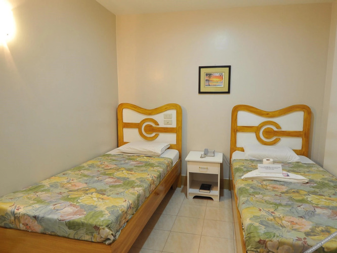 Celadon Pensionne HouseOver view