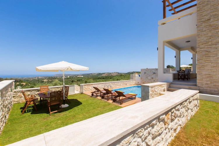 Roupes Villas