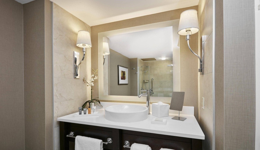 The Inn at Penn, a Hilton Hotel photo 14