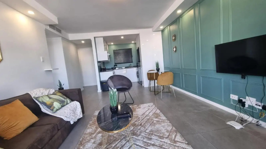 Accommodation Front - Prestigious 2 Sleeper Apartment with Harbour Views