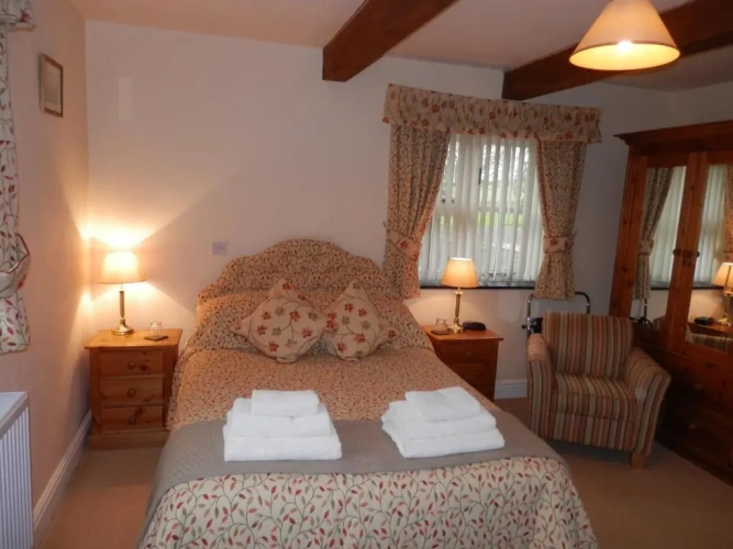 Standard Double Basement room
