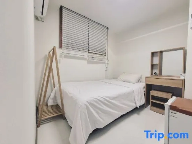 Standard Double room with city view