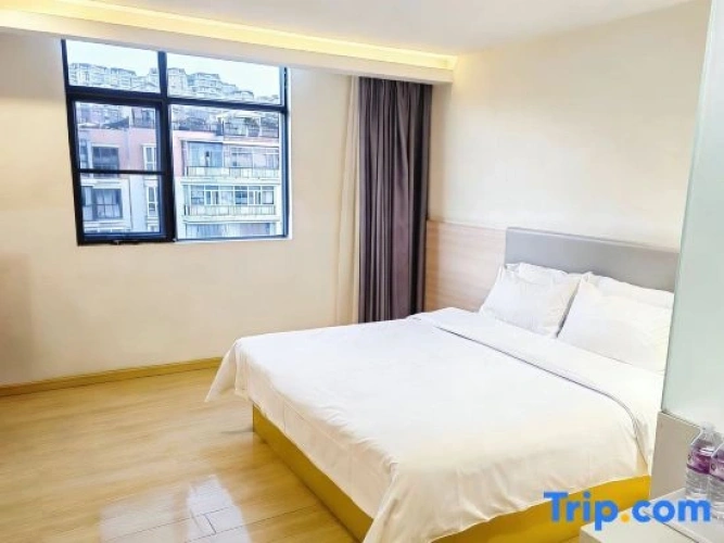 Standard Double room with view