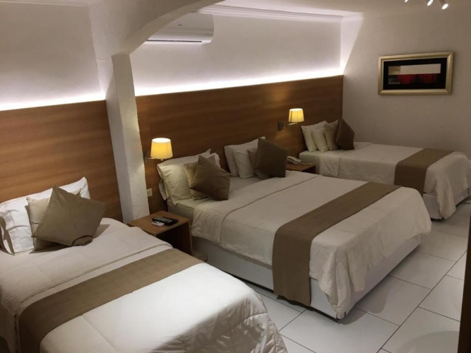 Standard Triple room
