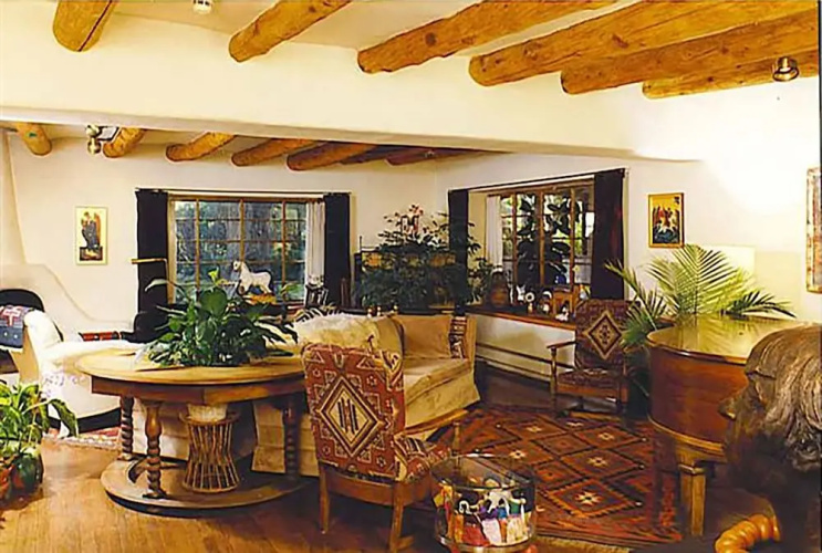 Touchstone Inn
