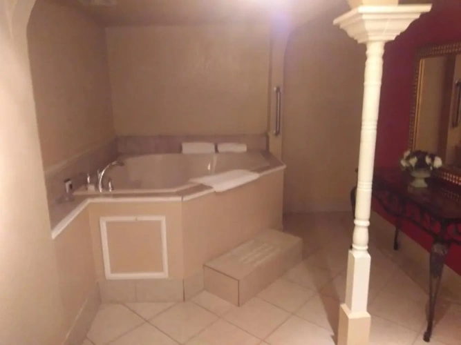 Deluxe Double Suite
