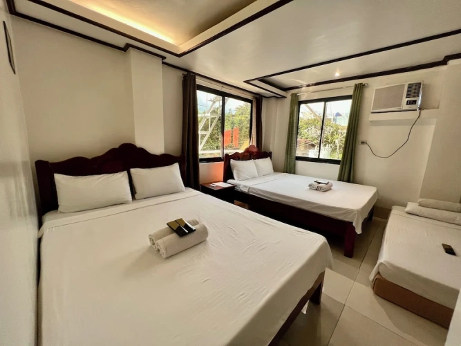Standard Quadruple room