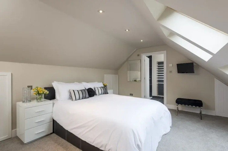 Bracken Howe Lodge