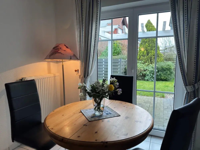 Ferienhaus mit Garten in Zingst