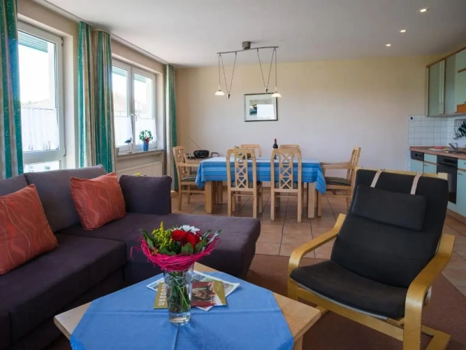 2 Bedrooms Apartment