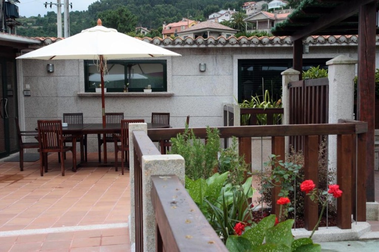 2 Bedrooms Chalet
