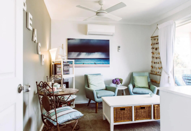 Anne's Waterfront Haven Bed and Breakfast