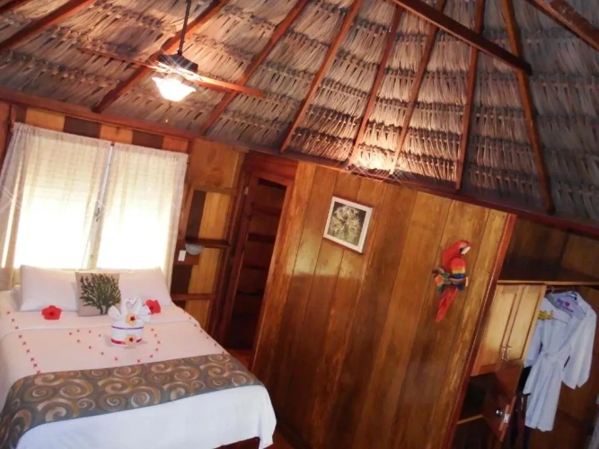 Bungalow oceanfront