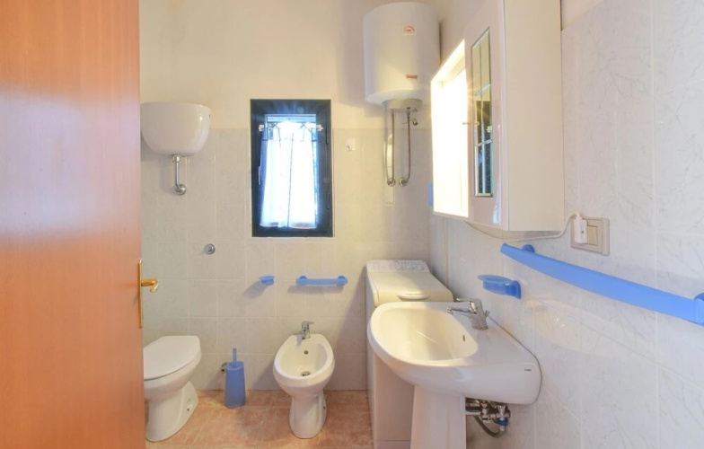 Awesome Apartment in Limpiddu Budoni With 2 Bedrooms