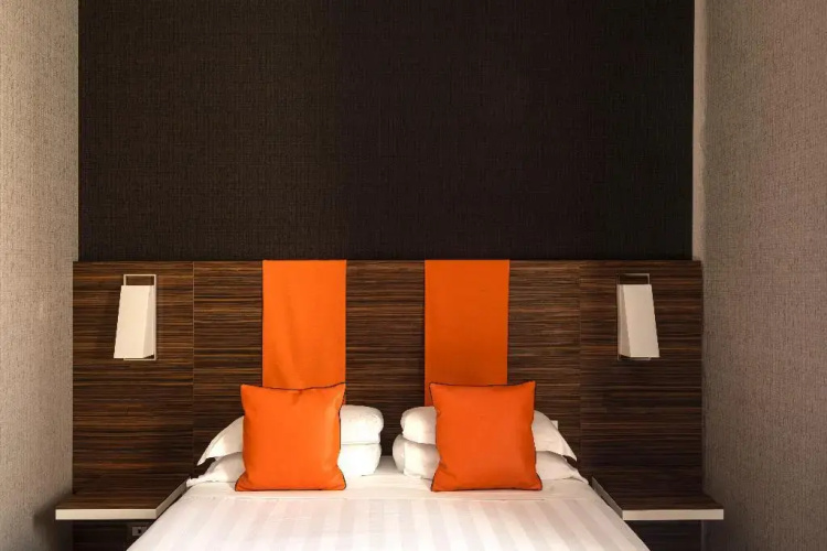 The Guardian Hotel