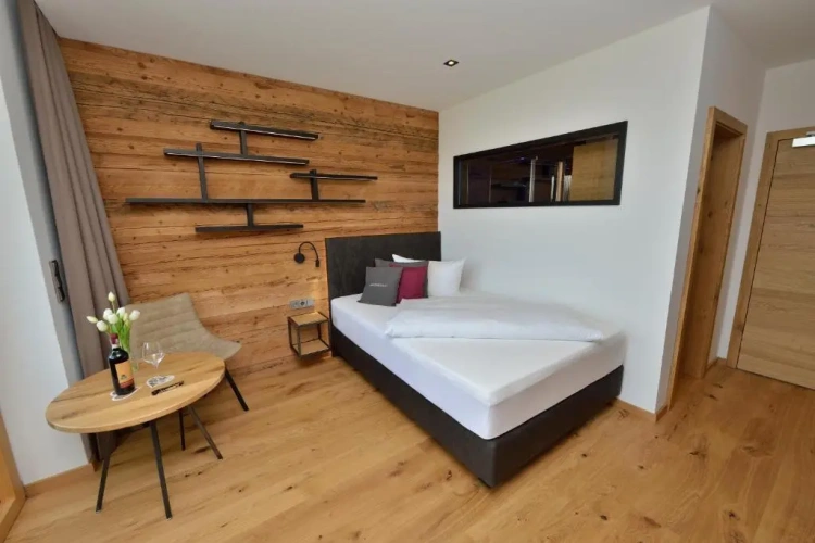 Standard Double room with balcony and with view