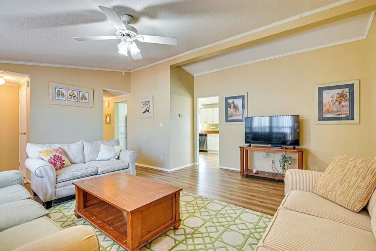 Walk to Surfside Beach: Home w/ Pool Access