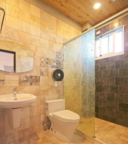 Provence Coffee Manor Bed And Breakfast