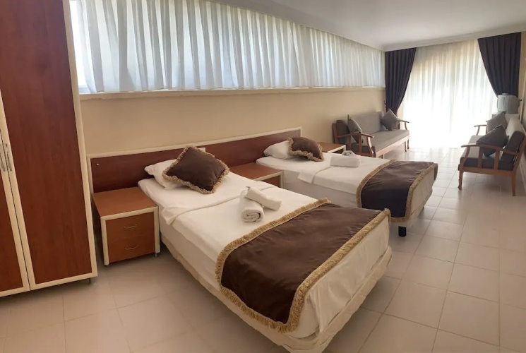 Hare Hotel