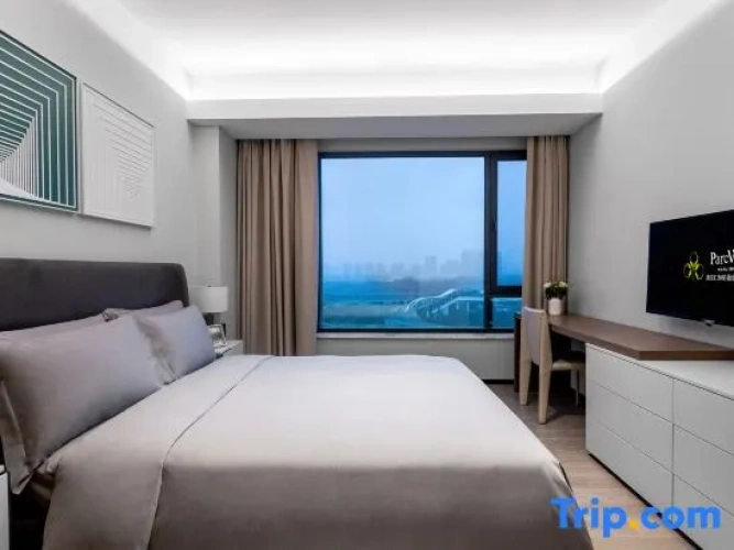 2 Bedrooms Suite