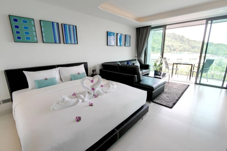 Studio with balcony and with sea view