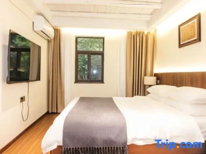 Twin Suite with river view