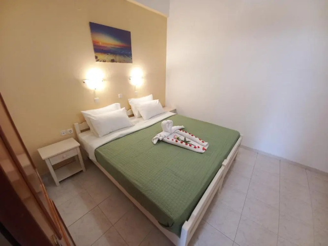 Litinas Apartments With Pool
