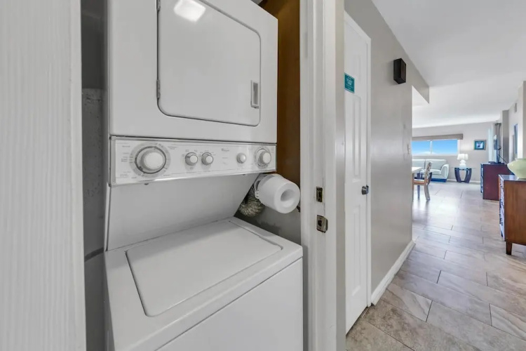 Regency Towers 623