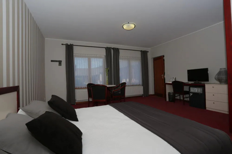 Hotel La Reine