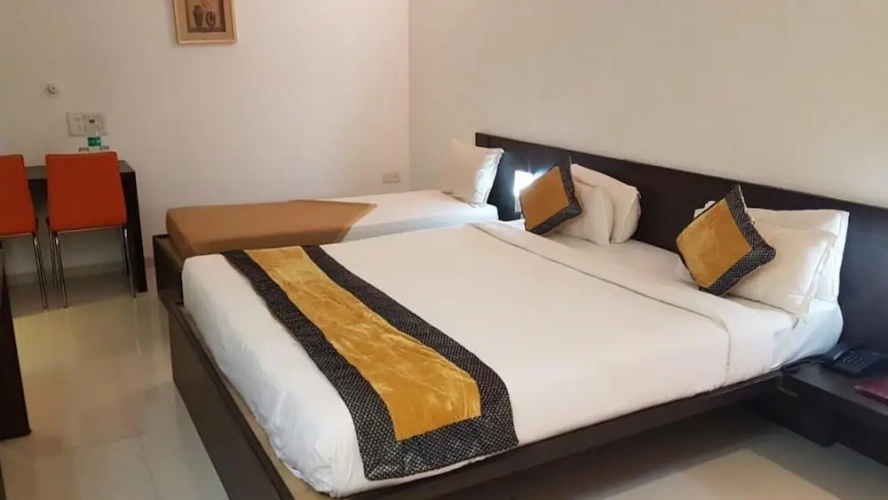 Deluxe Triple room