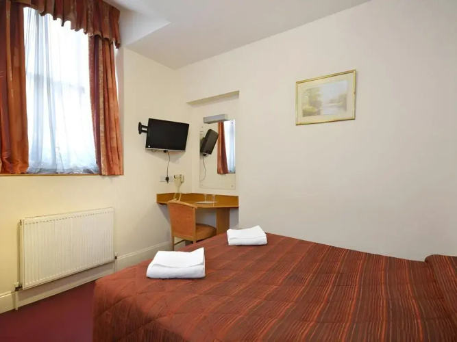 Berkeley Court Hotel